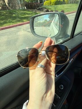 Maui Jims Aviator Sunglasses with Gold Frame and Brown Lenses
